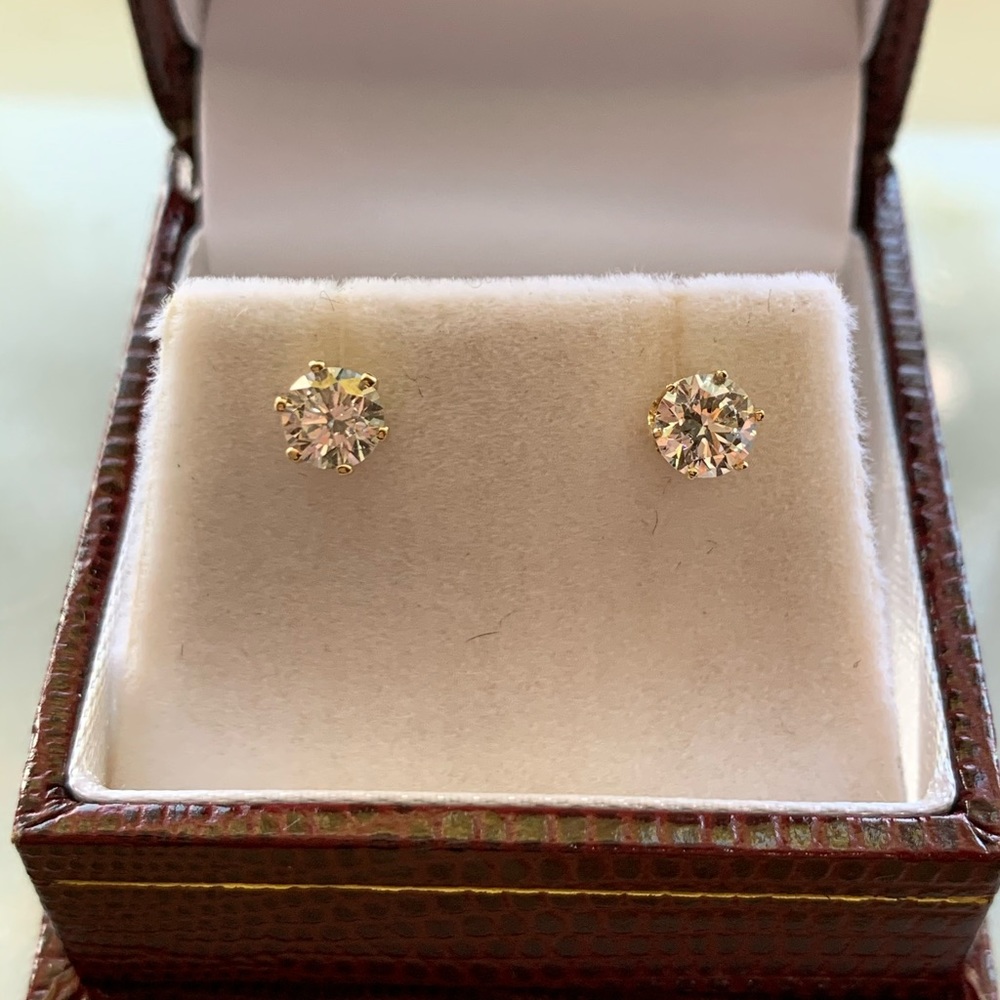 NWOT Genuine 14KY, 1ctw Diamond Stud Earrings
